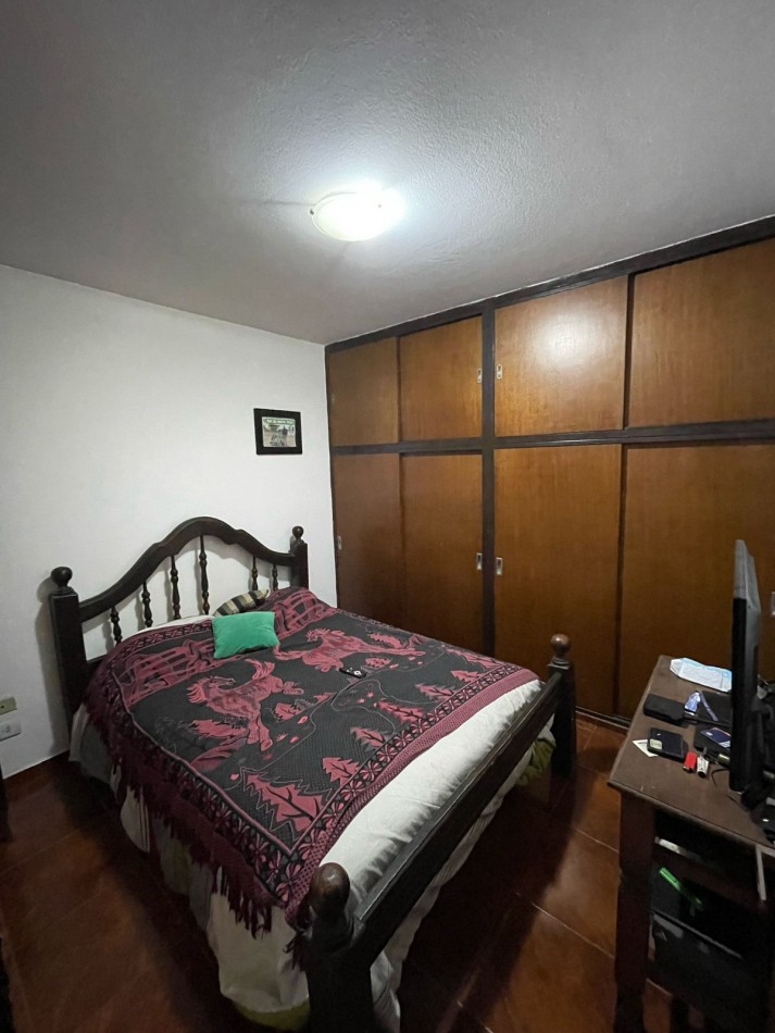 Departamento de dos dormitorios en B San Martin calle uspallata al 1000 con todos los servicios