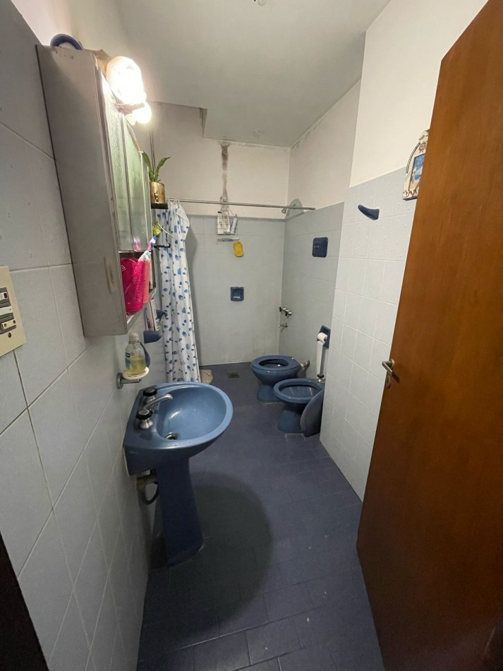 Departamento de dos dormitorios en B San Martin calle uspallata al 1000 con todos los servicios