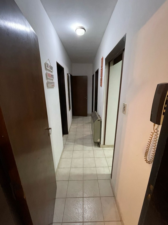 Departamento de dos dormitorios en B San Martin calle uspallata al 1000 con todos los servicios