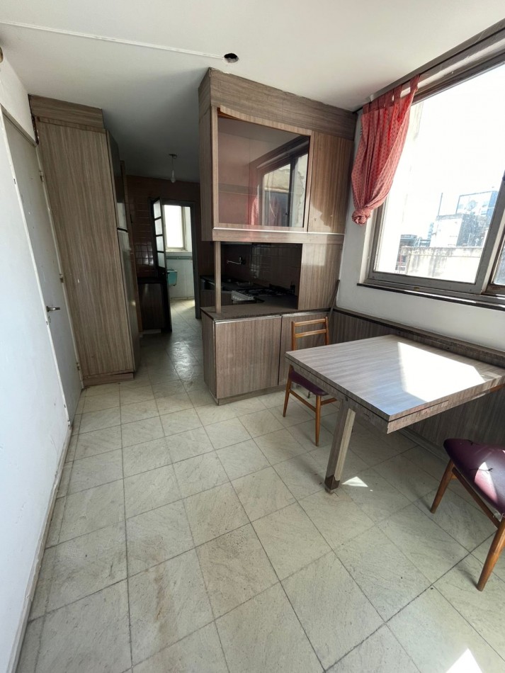 DEPTO SEMI PISO DE 127 MTS 3 D, 2 B ,2 BALCONES AV COLON Y RIVERA INDARTE
