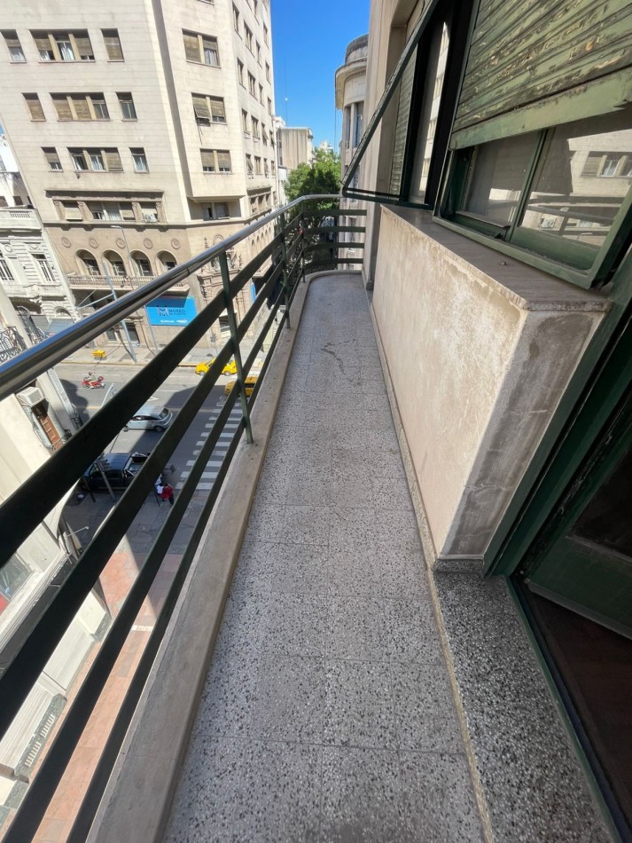 DEPTO SEMI PISO DE 127 MTS 3 D, 2 B ,2 BALCONES AV COLON Y RIVERA INDARTE