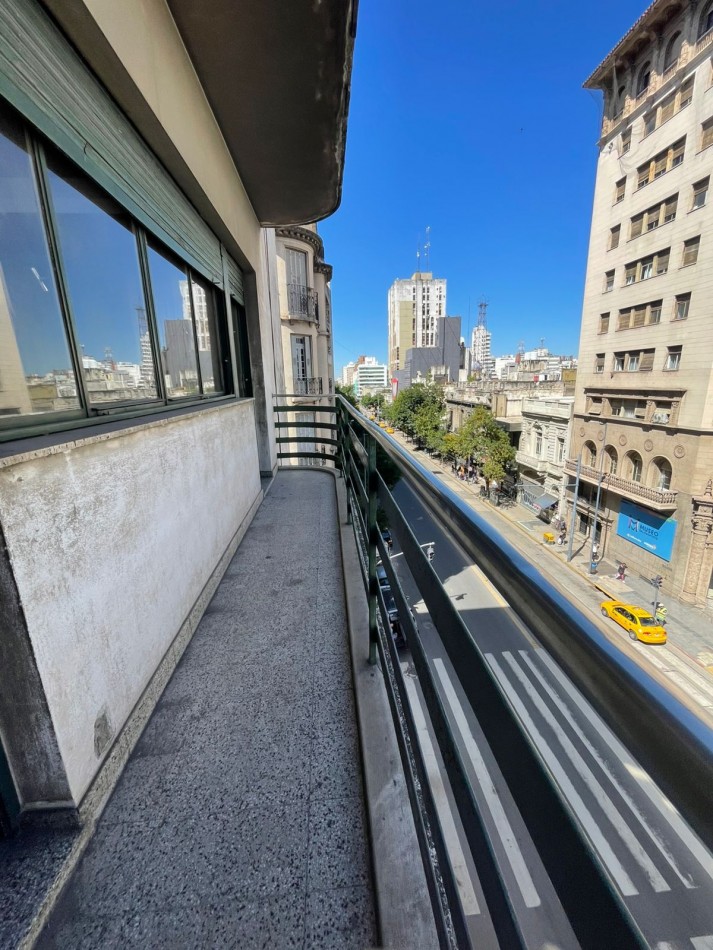 DEPTO SEMI PISO DE 127 MTS 3 D, 2 B ,2 BALCONES AV COLON Y RIVERA INDARTE