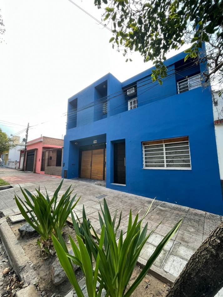 CASA DE 3 DORMITORIOS APPTA CREDITO, CON DOS BAÑOS, COCHERA CON PORTON LEVADIZO PATIO ,PILETA Y LOCAL CON BAÑO EN B OBSERVATORIO