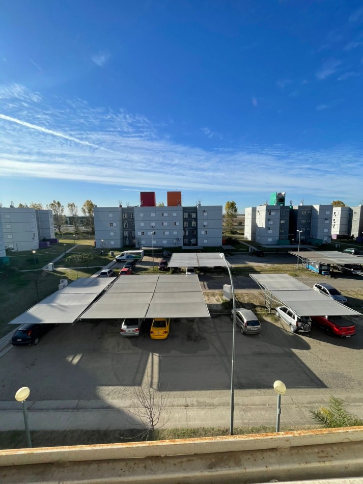 VENDEMOS DEPARTAMENTO DE DOS DORMITORIOS CON COCHERA EN B. MARQUEZ DE SOBREMONTE