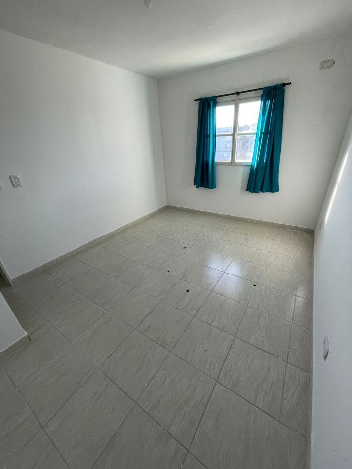 VENDEMOS DEPARTAMENTO DE DOS DORMITORIOS CON COCHERA EN B. MARQUEZ DE SOBREMONTE