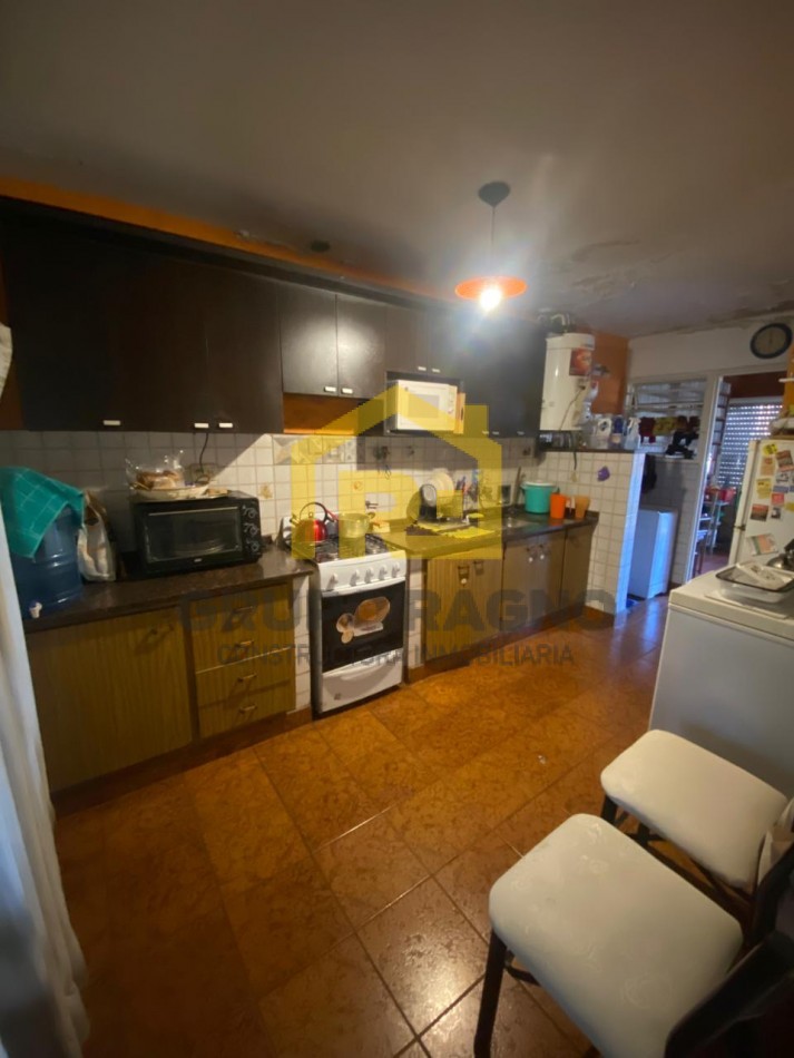Se Vende Casa de tres dormitorios ,con cochera para 2 autos con pileta y terraza en granja de funez APPTA CREDITO
