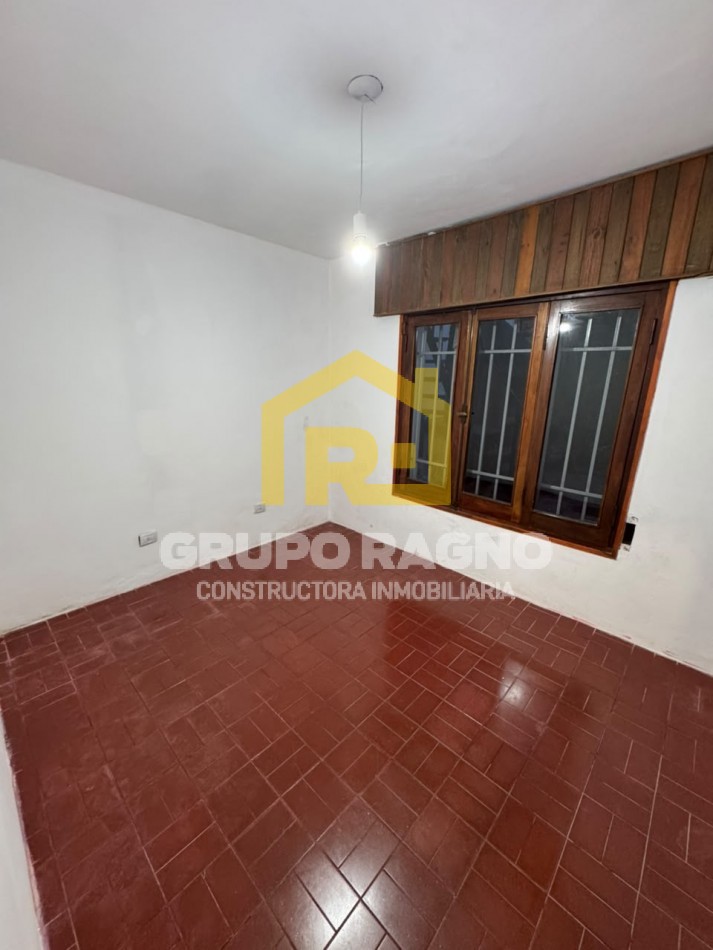 🏠 ¡Excelente Casa en Alquiler sobre Felix Paz 389! Con Cochera, Terraza con Quincho y Gran Ubicacion