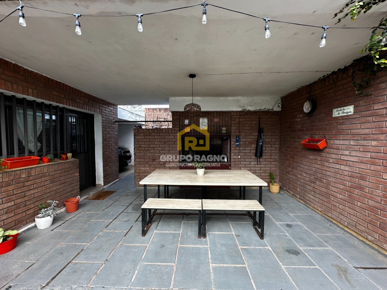 💎 ¡Excelente Oportunidad de Inversion! Imponente Casa en el Cerro de las Rosas
