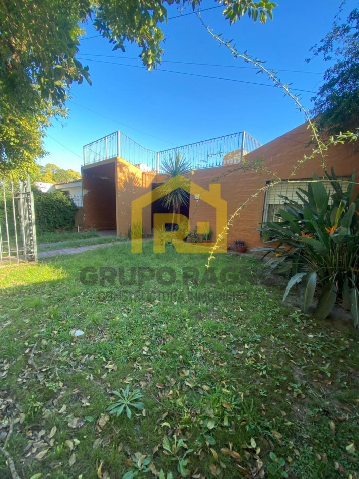 Se Vende Casa de tres dormitorios ,con cochera para 2 autos con pileta y terraza en granja de funez APPTA CREDITO