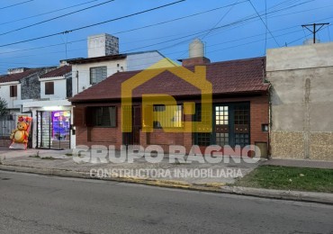 🏠 ¡Excelente Casa en Alquiler sobre Felix Paz 389! Con Cochera, Terraza con Quincho y Gran Ubicacion