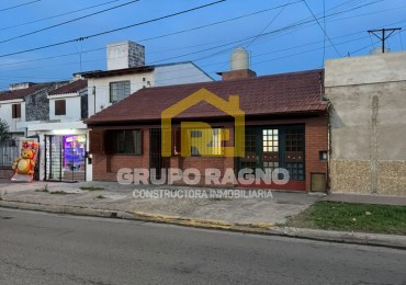 🔥 ¡Excelente Casa en Venta sobre Felix Paz 389! Con Cochera, Terraza con Quincho y Gran Ubicacion